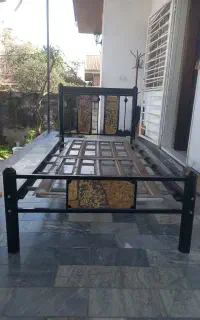 تخت تک نفره نو زیاد استفاده نشده