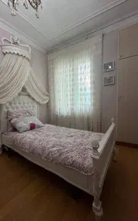 تاج بالای تخت کودک