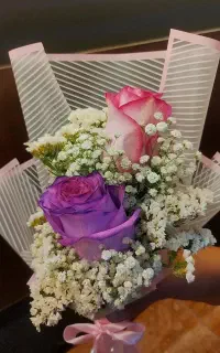 گل‌آرایی گل طبیعی و مصنوعی و روبانی