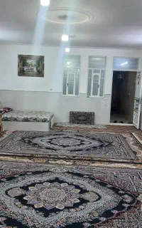 همکف دربست سوییت درجمکران با پارکینگ وکولرگازی