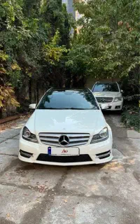 بنز C class 2009