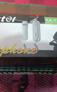 تلفن دیواری و رومیزی