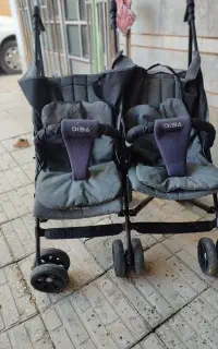 کالسکه دو قلو