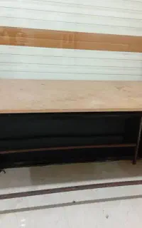 میز برش . رگال لباس