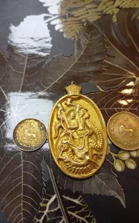 سکه و تندیس نبرد با اژدها
