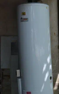 آبگرمکن بزرگ و سالم درحدنو