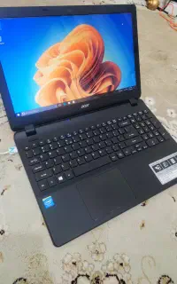 لپتاپ ایسر در حد آک