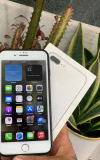 گوشی ایفون ۸ پلاس