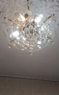 یه جفت لوستر گوی دار