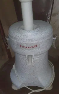 ابمیوه گیری یک عدد