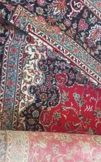 ۳عددبخاری و۲ عدد قالی کارکرده