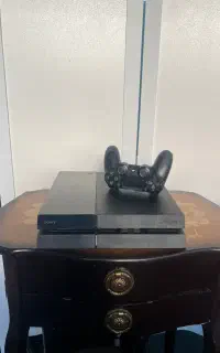 کنسول بازی ps4 fat کپی خور (کم کارکرد)