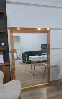 آیینه بزرگ قاب طلایی فلزی