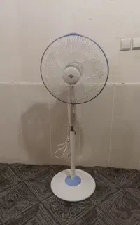 پنکه ایستاده بفروش میرسد