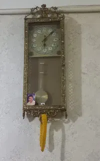ساعت برنز در حد نو سالم