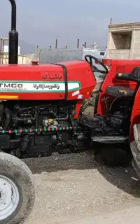 تراکتور تازه تعمیر
