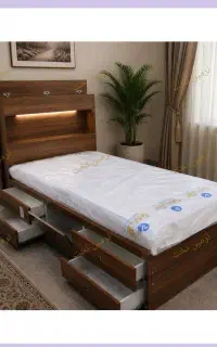 تخت خواب نوجوانی / تبسم *