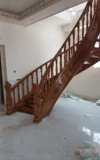 پله چوبی گرد ، معلق ،هندی