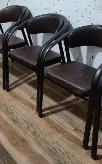 ۷ عدد صندلی انتظار در حد نو