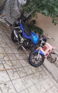 موتور پالس ۱۸۰