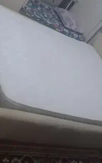 تخت دونفره
