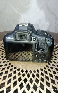 دوربین کانن 1300D
