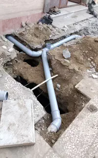 لوله کشی آب و فاضلاب و نشتی گیری و کاشی کاری