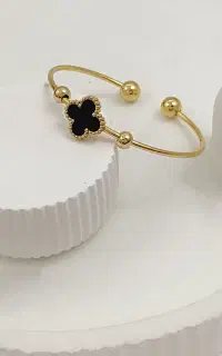 دستبند و بنگل