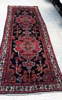 قالی دست بافت(قالیچه)