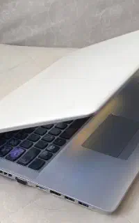 لپ تاپ Lenovo IdeaPad 500 سفید