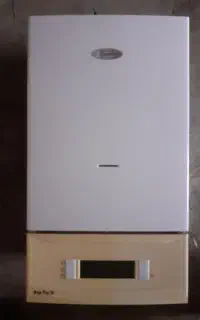 پکیج دیواری مگاتهرم پلاس۲۴