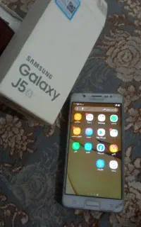 موبایل سامسونگ j5