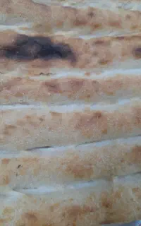 باسلام دوتا کیسه نان خشک