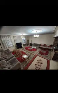 اجاره روزانه واحد ویلای مرکز شهر همراه پارکینگ