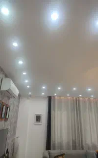 برق کار و تعمیرات برق .آیفون و روشنایی