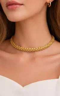 مدل خانم برای عکاسی زیورآلات