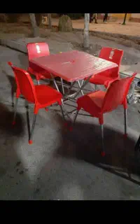 خریدار میزو صندلی باغی و خانگی و رستورانی