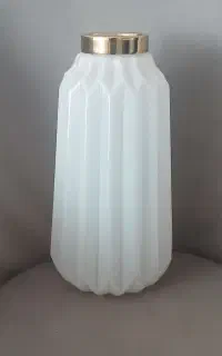 گلدون شیشه ای
