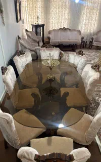 میز غذاخوری ۸نفره چوب گردو خراطی شده