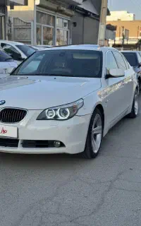 بی ام و525i