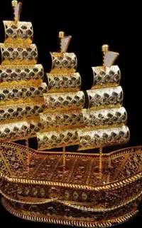 کشتی دکور طلایی خیلی بزرگ