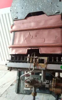 آبگرمکن دیواری بوتان ۳۱۱۵