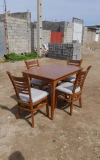 میز ناهارخوری