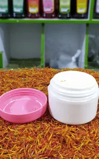 کرم سفید کننده و رفع لک و جوش صورت تضمینی