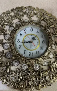 ساعت دیواری