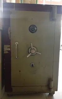 گاوصندوق بانکی ضدسرقت یک تنی چرخدار