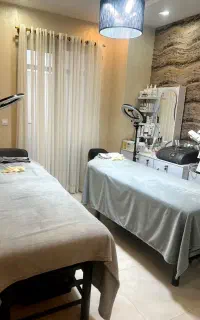 خدمات و آموزش پاکسازی پوست و صورت فوق تخصصی