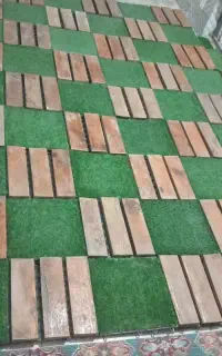 چمن مصنوعی وپالت چوبی