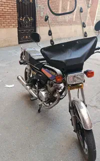 هندا ۲۰۰ احسان (نیرو موتور)