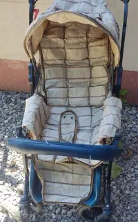 کالسکه کودک و وان حمام کودک